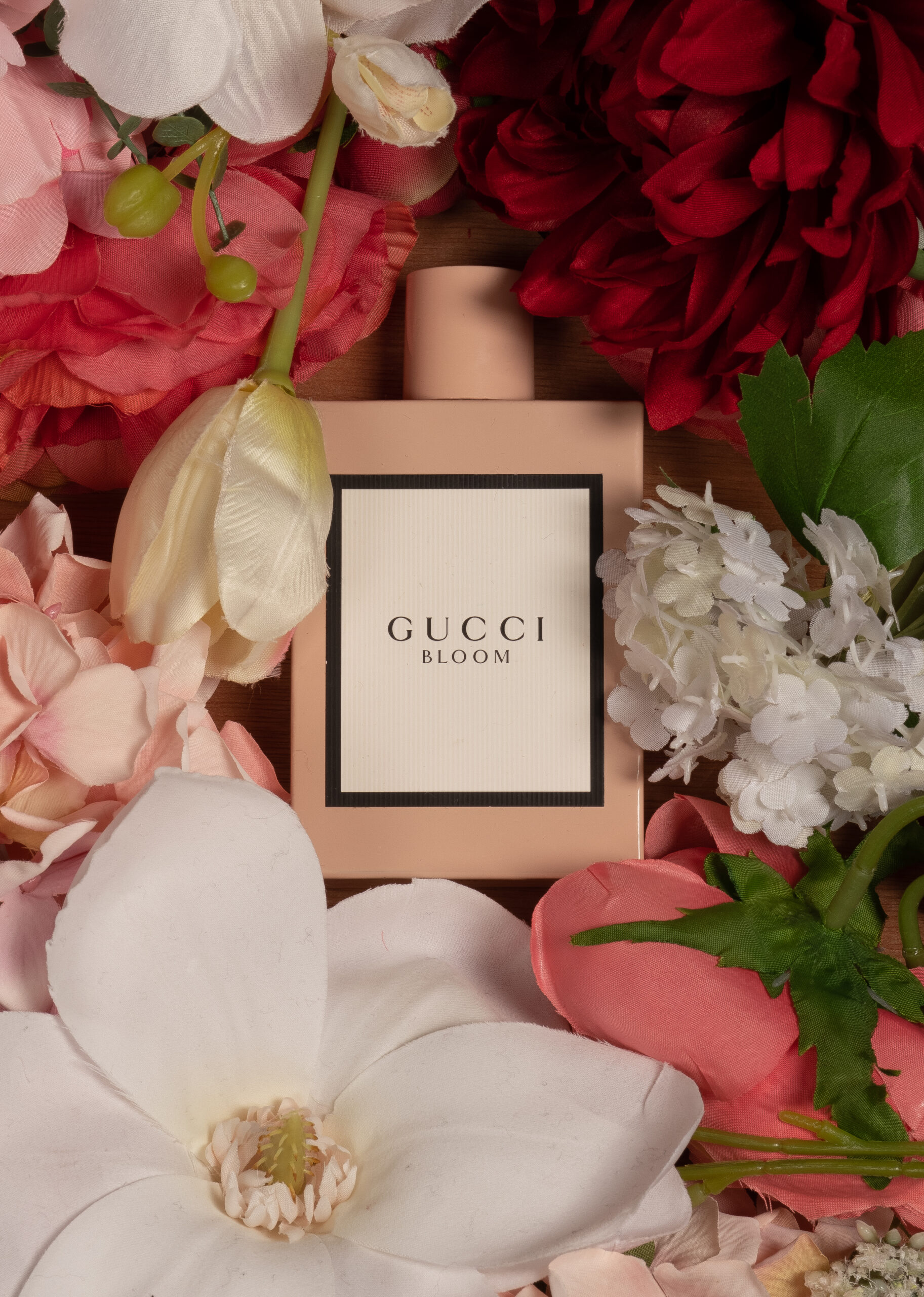 Gucci, parfum, bloemen, productfotografie, sfeerfotografie, fotograaf, fotografie, productfotografie, productfotograaf, Rotterdam, Delft, Zuid Holland, studiofotografie, parfumfotografie